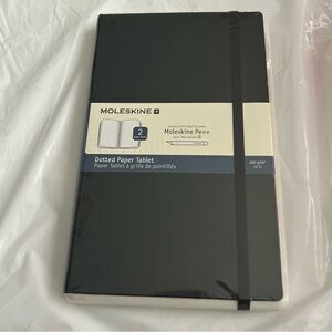 Moleskine Smart Tools Connected Digital Notebook Dot Grid Size 8 x 5.5